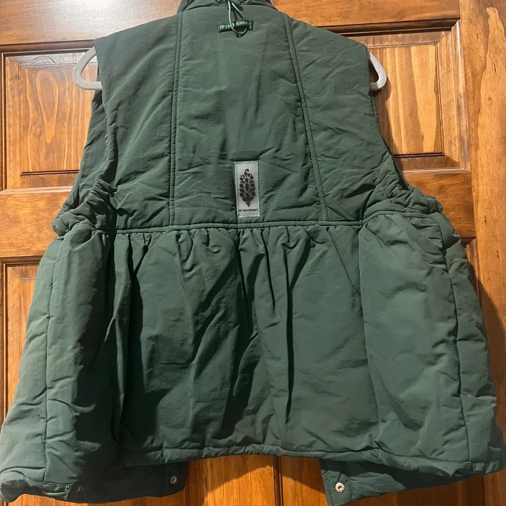 Free People/Free Movement cabin fever puffer vest - Picture 9 of 9